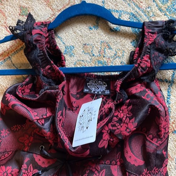 BNWT beautiful red and black bodice dress with crinoline skirt - Picture 3 of 3